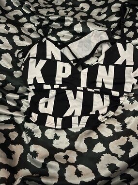 PINK Victoria's Secret Girls' Black & White Logo bra
